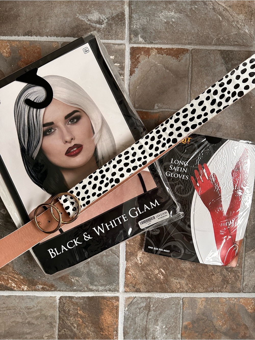 Cruella De Vil Costume Accessories Set